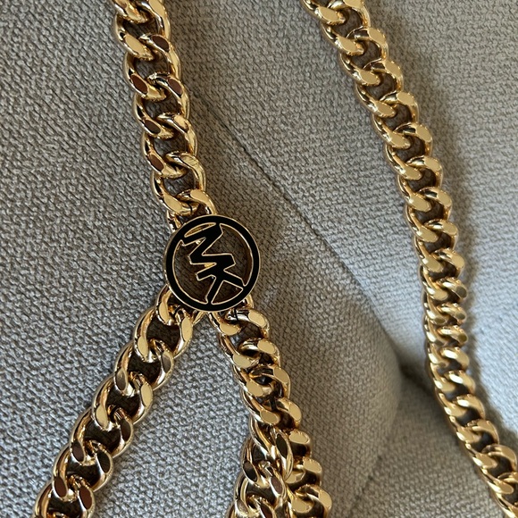 NWT Michael Kors Chain Belt - Picture 3 of 3
